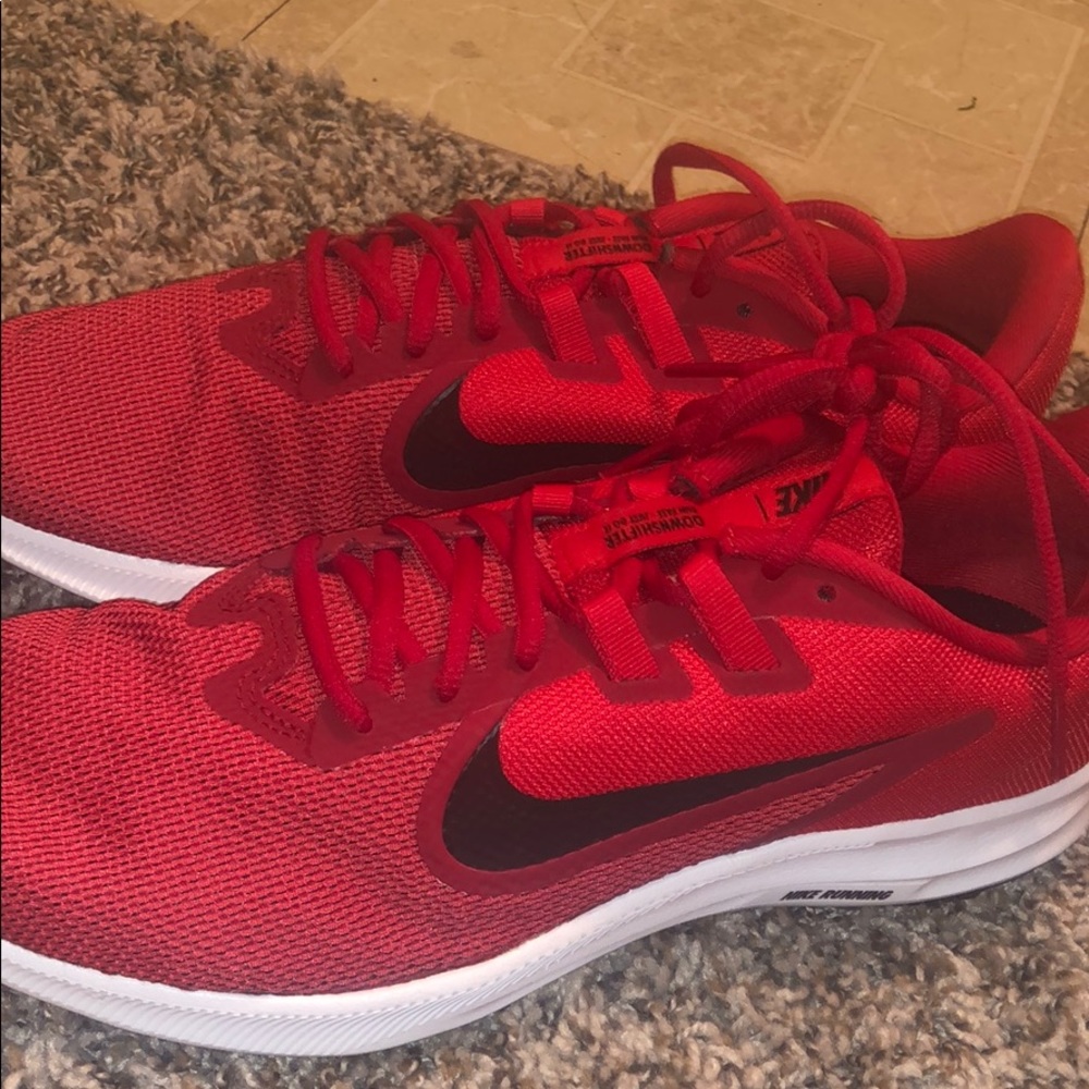 Men’s Nike shoes